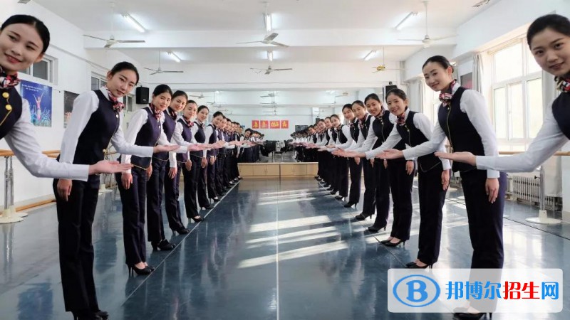 兰州2022年航空服务学校都有什么专业适合女生