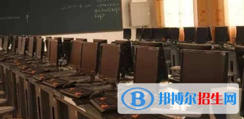 成都2022年现在计算机学校学什么专业好