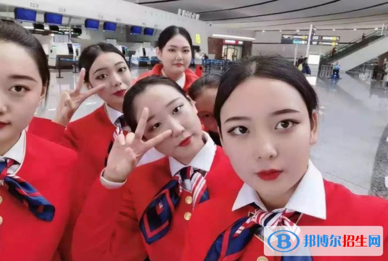 兰州2022年读航空服务学校需要什么证件