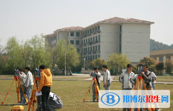 湖州交通技师学院8