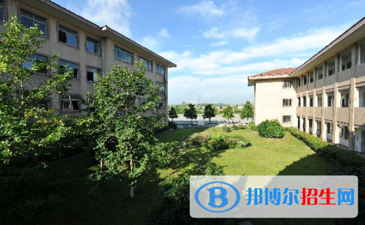 湖州交通技师学院6