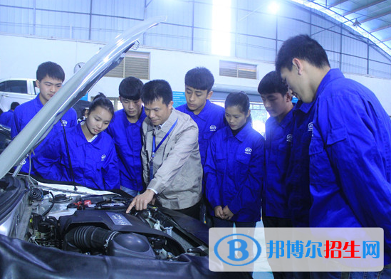 四川2022年男生读汽修学校学什么专业好