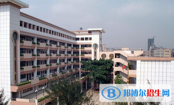 四川2022年初中毕业女生读什么中专学校