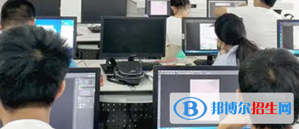 成都2022年适合男生的计算机学校专业