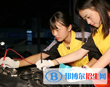 四川2022年汽修学校有什么专业适合女生