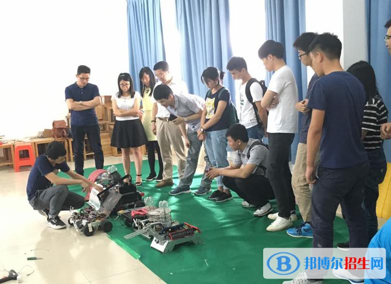 四川2022年男孩中专学什么好