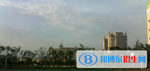 成都中医药大学附院针灸学校龙泉校区2022年有哪些专业