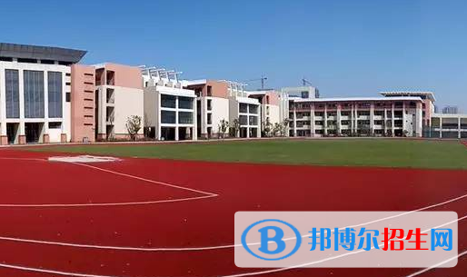 中学毕业读什么汽修学校