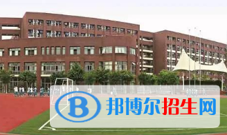 四川2022年汽修学校学费多少