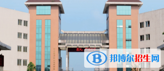 成都中医药大学附属医院针灸学校2022年报名条件、招生要求、招生对象