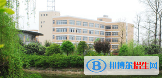 成都科华职业技术学校2022年宿舍条件