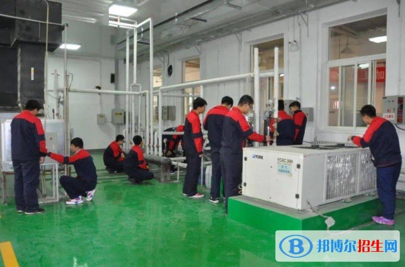 甘肃2022年有轨道交通学校吗