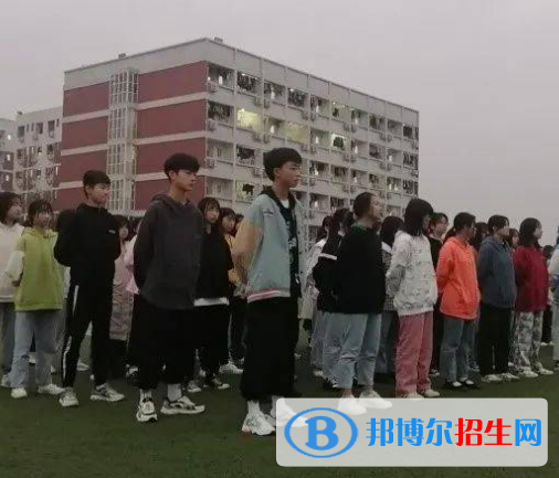 四川南充师范学校2022年招生办联系电话