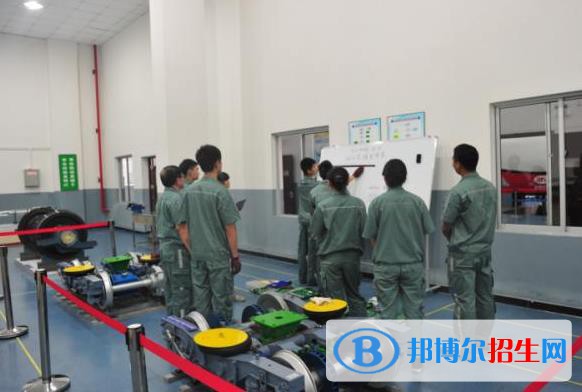 甘肃2022年职高好还是轨道交通学校好
