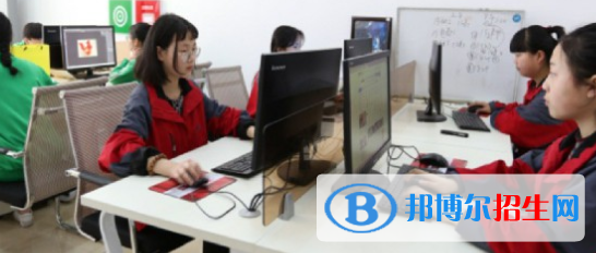 成都2022年适合女生的计算机学校专业