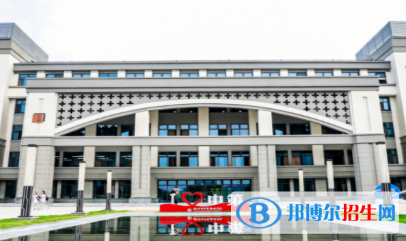 杭州中策职业学校1