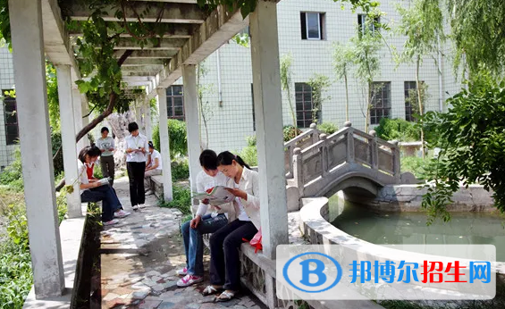 贵阳2022年高中毕业读中专学校好吗