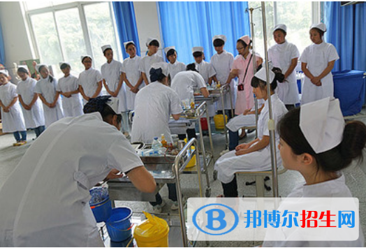 西安2022年卫校读几年