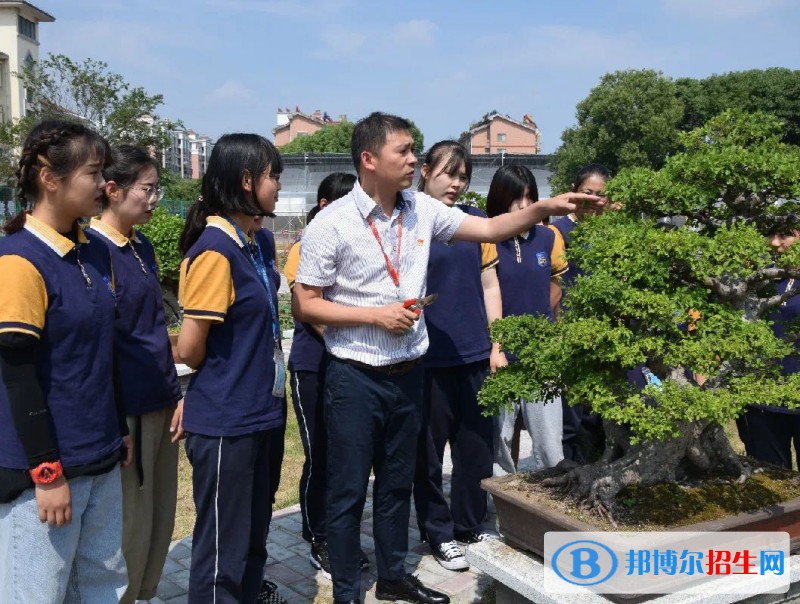 江阴华姿中等专业学校2022年有哪些专业