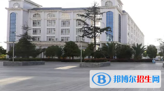 贵阳2022年没有毕业证可以上中专学校吗