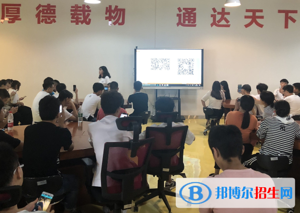 宜宾食品工业职业中学招生办2022年联系电话