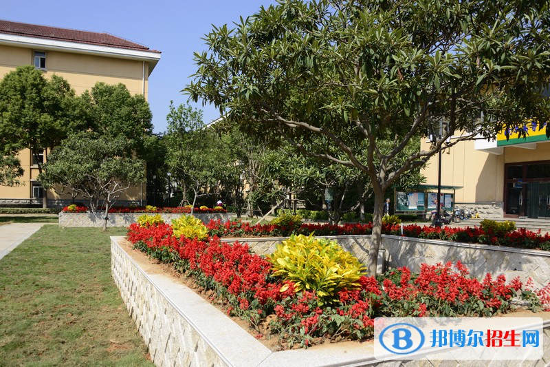 南京高等职业技术学校2022年招生办联系电话
