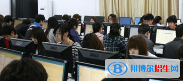 成都2022年计算机学校好还是职高好