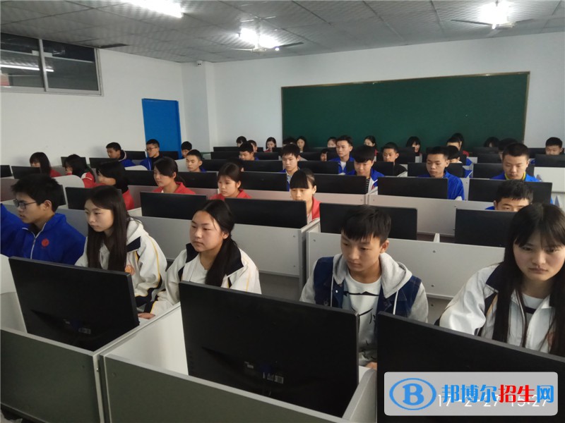 河北2022年初中生可以去读什么计算机学校