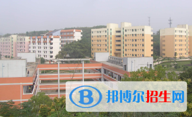 重庆2022男有哪些好的电子商务学校