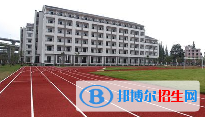 高坪区职业高级中学2022年学费、收费多少