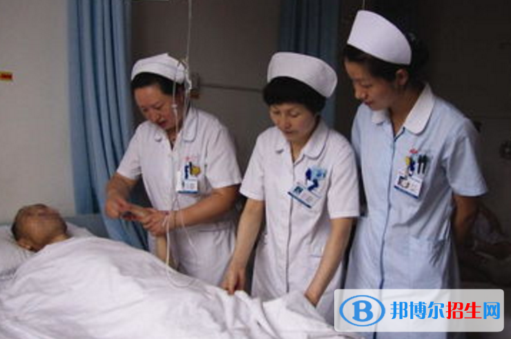 重庆医药经贸卫生学校2022年报名条件、招生要求、招生对象