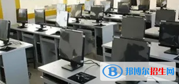 成都2022年哪里的计算机学校比较好