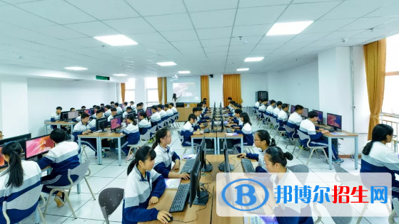 贵阳2022年男孩子适合学的中专专业