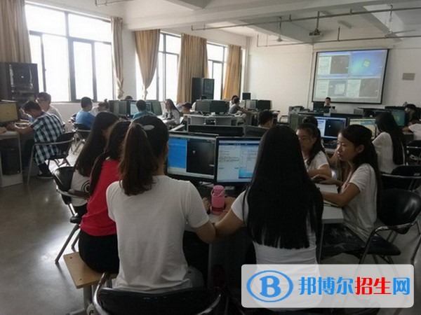 河北2022年有哪些计算机学校就业最好