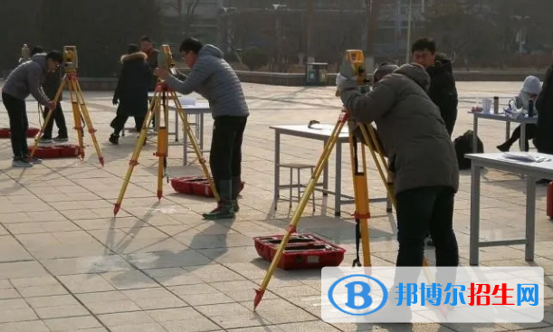 贵阳2022年中专男孩子学什么专业