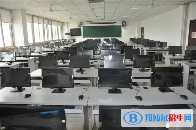 河北2022年现在计算机学校学什么专业好