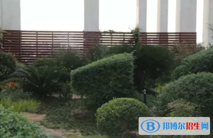 贵阳2022年高职是中专吗