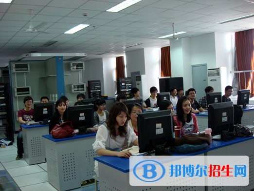 河北2022年读计算机学校读什么专业好
