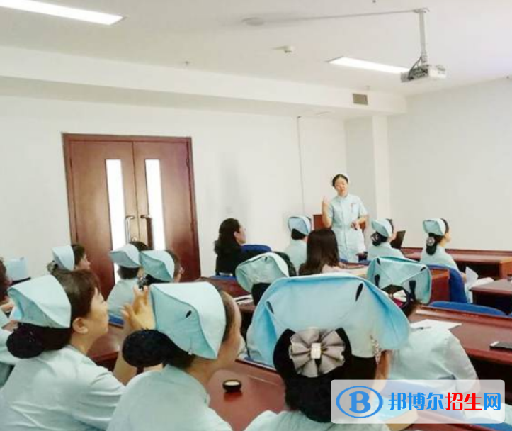西安2022年卫校学费多少
