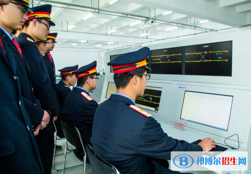 兰州2022年学轨道交通学校哪个学校好