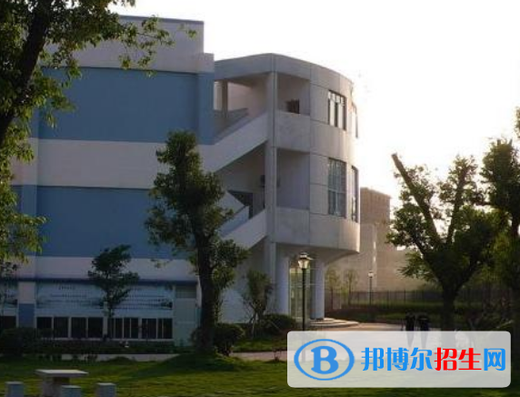 楚雄农业学校2022年招生办联系电话