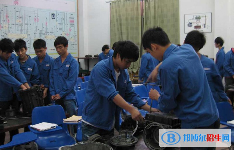 甘肃2022年初中生读什么汽修学校