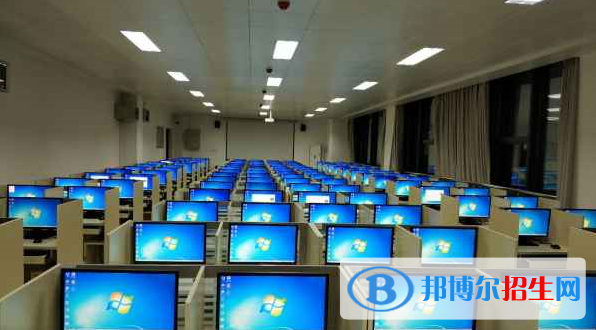 河北2022年计算机学校是什么意思