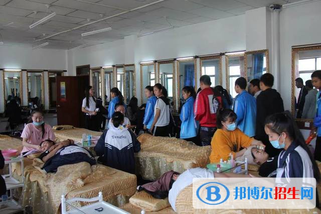 敦煌艺术旅游中等专业学校2022年报名条件、招生要求、招生对象