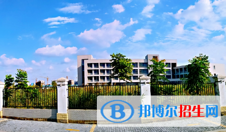 江苏省大港中等专业学校2022年有哪些专业
