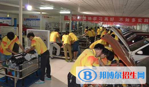 甘肃2022年读汽修学校能考大学吗