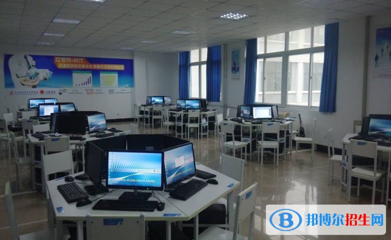 广东2022年初中生可以学电子商务学校吗