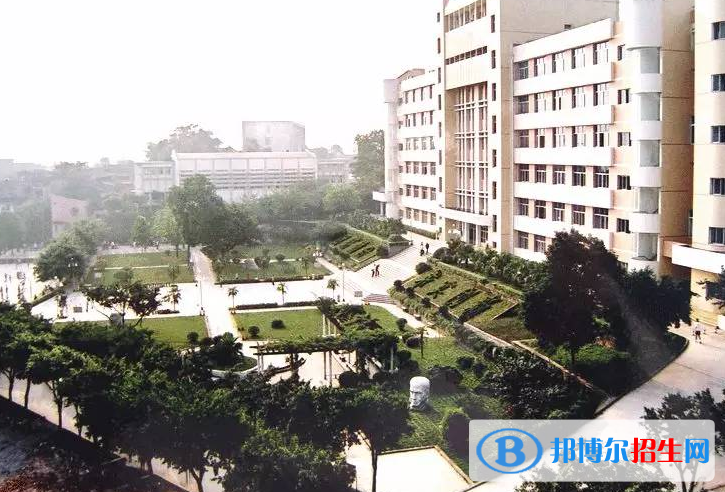 重庆工业学校2022年招生办联系电话