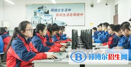 成都2022年什么计算机学校比较好就业