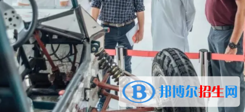 成都2022年男生读汽修学校有前途吗